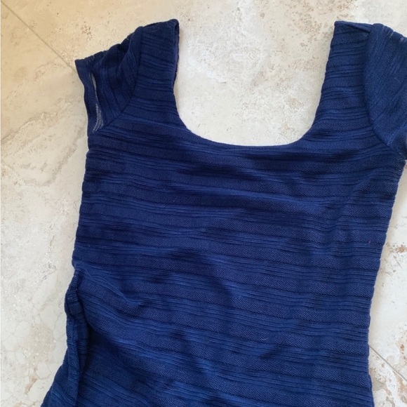 Lily Pulitzer sheer textured Vienna maxi dress - Picture 4 of 6